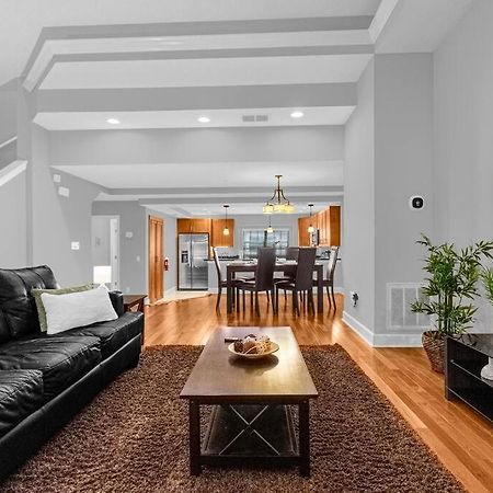 Charming 4Br Family Townhouse Inside Disney Resort Area ออร์ลันโด ภายนอก รูปภาพ