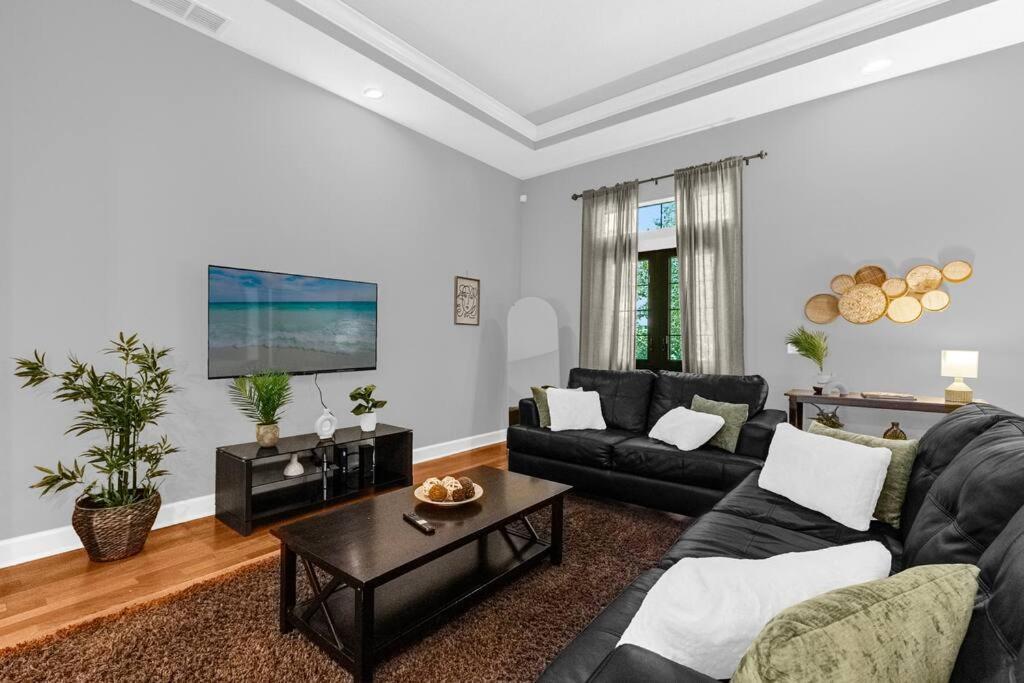 Charming 4Br Family Townhouse Inside Disney Resort Area ออร์ลันโด ภายนอก รูปภาพ