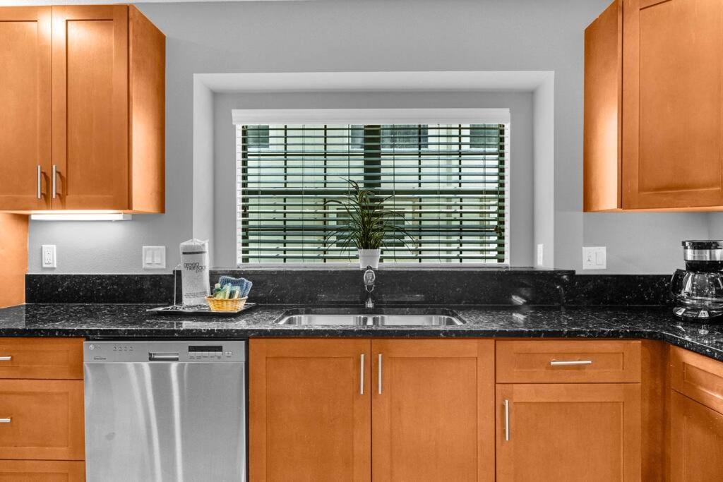 Charming 4Br Family Townhouse Inside Disney Resort Area ออร์ลันโด ภายนอก รูปภาพ