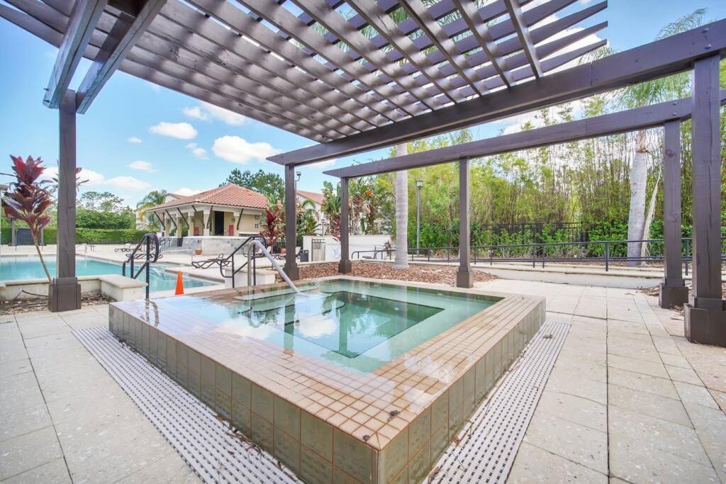 Charming 4Br Family Townhouse Inside Disney Resort Area ออร์ลันโด ภายนอก รูปภาพ