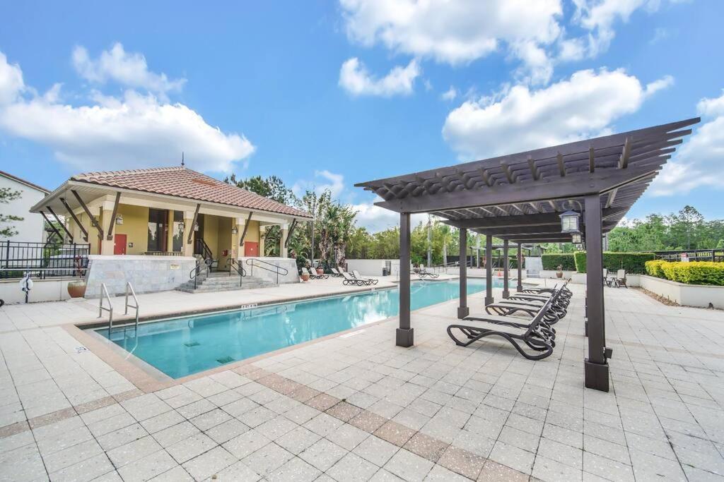 Charming 4Br Family Townhouse Inside Disney Resort Area ออร์ลันโด ภายนอก รูปภาพ
