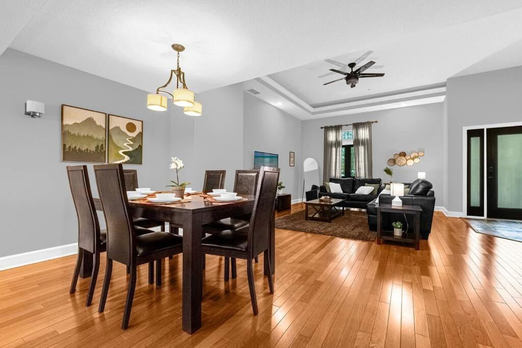 Charming 4Br Family Townhouse Inside Disney Resort Area ออร์ลันโด ภายนอก รูปภาพ